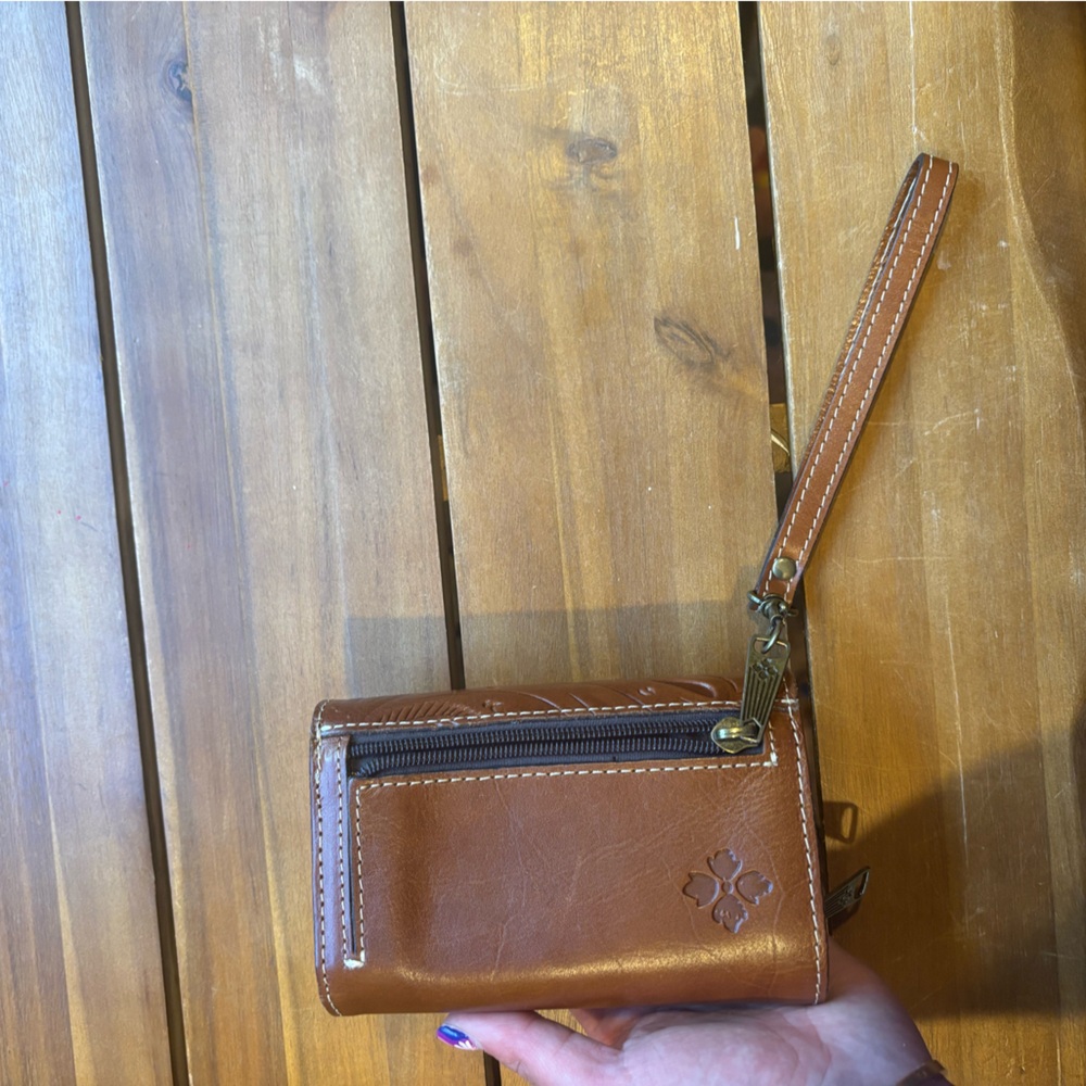 Brown Leather Patricia Nash Wallet - Picture 2 of 4